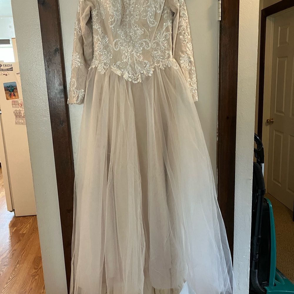 Elegant Cream Lace Kids Dress